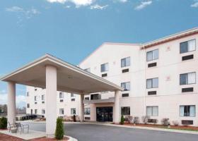 Hotel Comfort Suites
