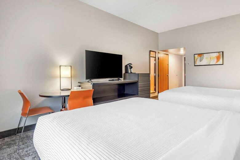 Red Lion Hotel
