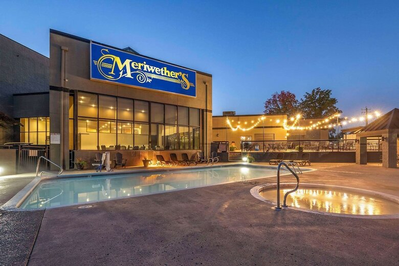 Red Lion Hotel