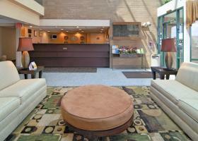 Hotel Comfort Suites