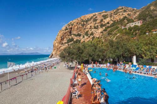 Th Capo Calav� Village