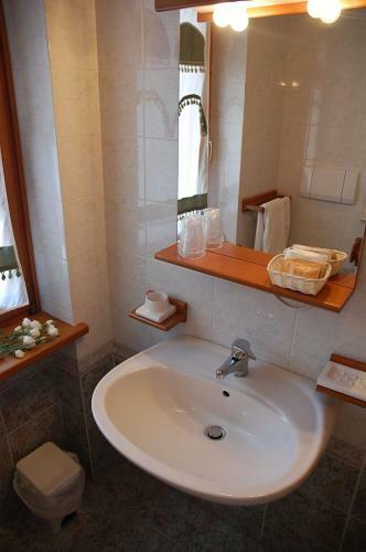 Hotel Albergo Ristorante Cacciatori