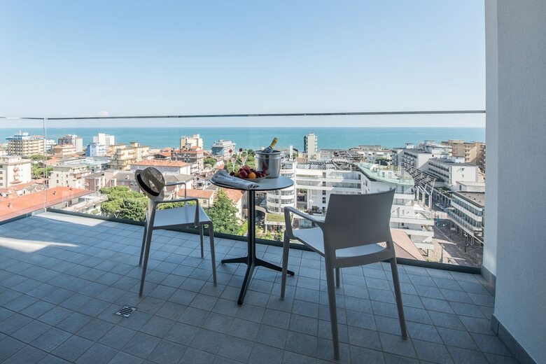 Hesperia Hotel & Residence