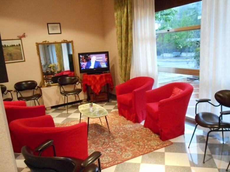 Hotel Gina