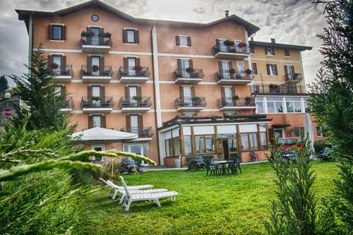 Hotel Wellness E Resort Stella Delle Alpi