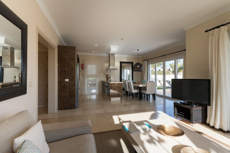 Alondra Villas Y Suites