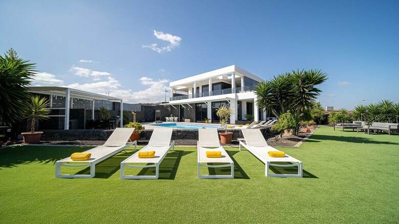 Alondra Villas Y Suites