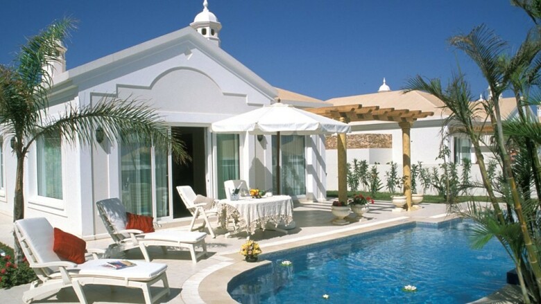 Alondra Villas Y Suites