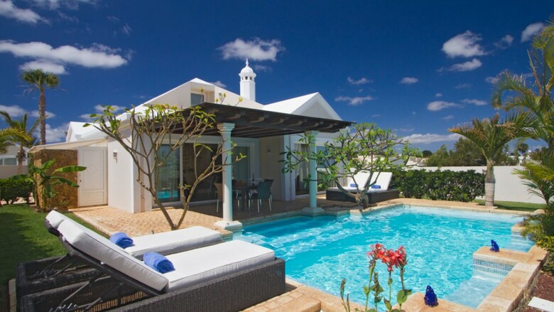 Alondra Villas Y Suites