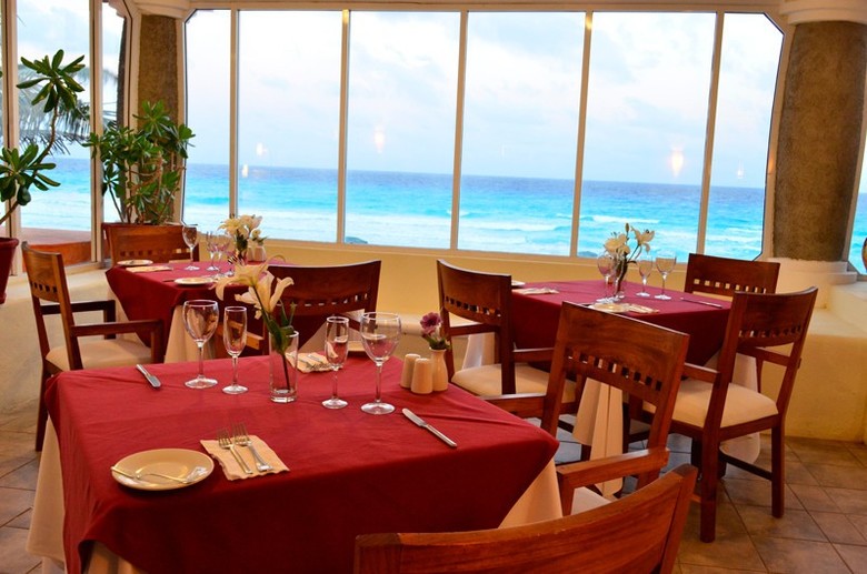 Hotel Mia Cancun Resort