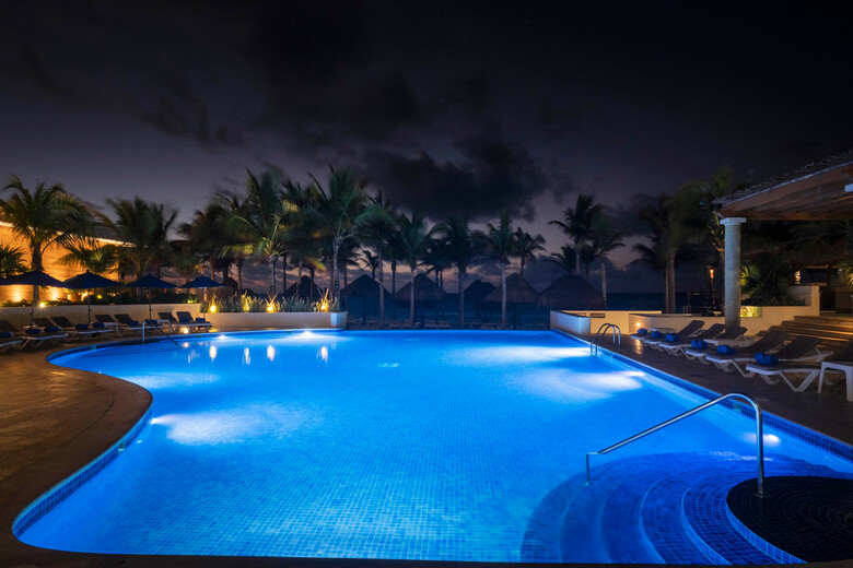 Hotel Nyx Cancun (Ex Avalon Grand Cancun)