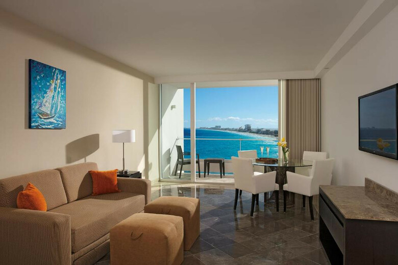 Hotel Krystal Grand Cancun