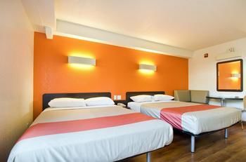 Hotel Motel 6 Washington Dc Sw-springfield