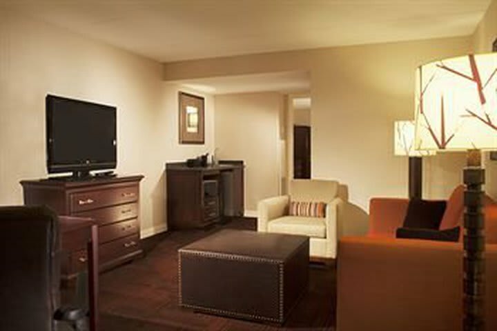 Hotel Embassy Suites Syracuse