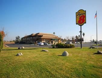Hotel Super 8 Motel Lindsay