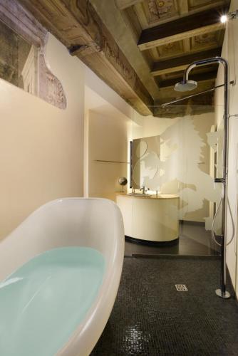 Hotel Leone Blu Suites | UNA Esperienze