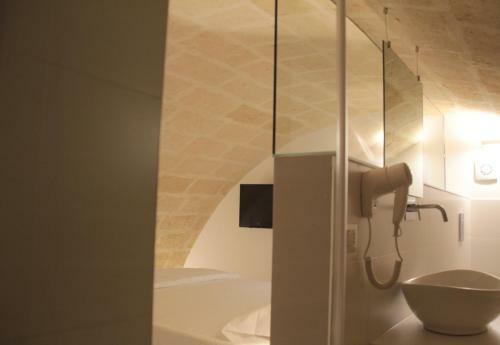 Hostal Lamia Room Rentals