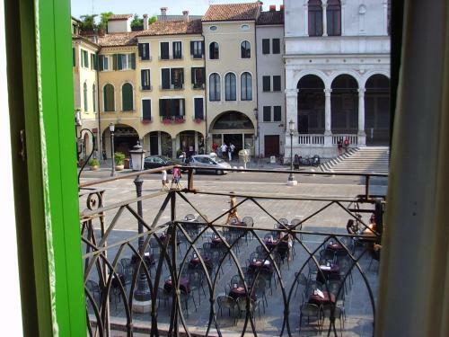 Hostal Diamantino Town House