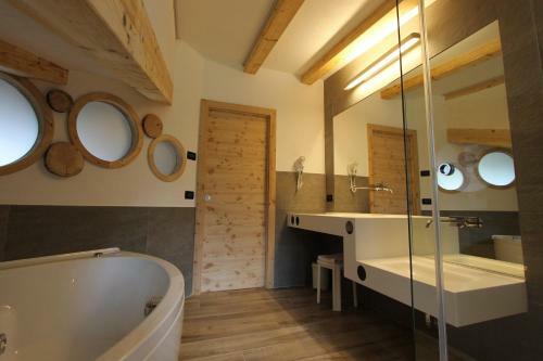 Albergo Hotel Chalet Pineta