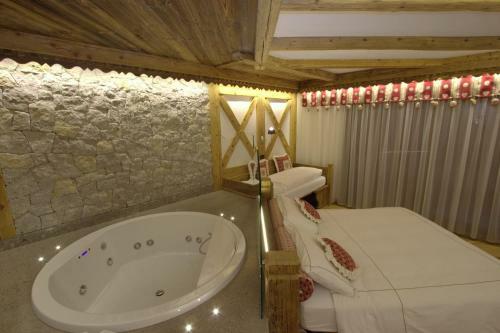 Albergo Hotel Chalet Pineta