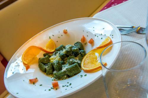 Albergo Hotel Chalet Pineta