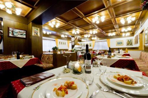 Albergo Hotel Chalet Pineta