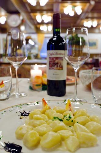 Albergo Hotel Chalet Pineta