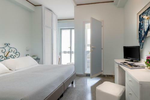 Hotel Corona