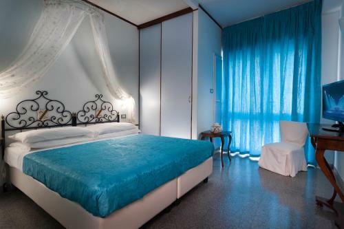 Hotel Corona