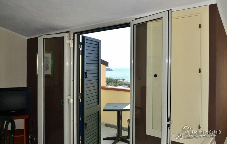 Bed & Breakfast Holidays Cefal�