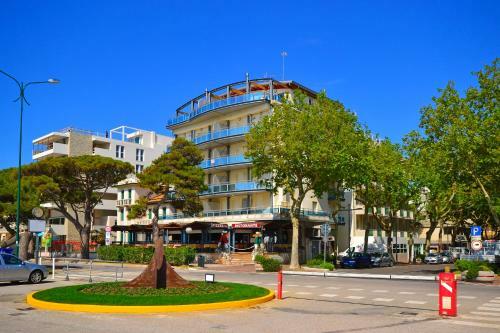 Sunbeach Apartments