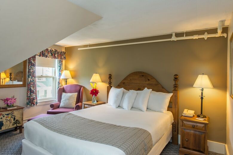 Hotel Eagle Mountain House And Golf Club