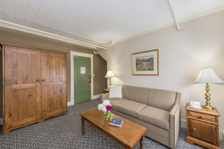 Hotel Eagle Mountain House And Golf Club