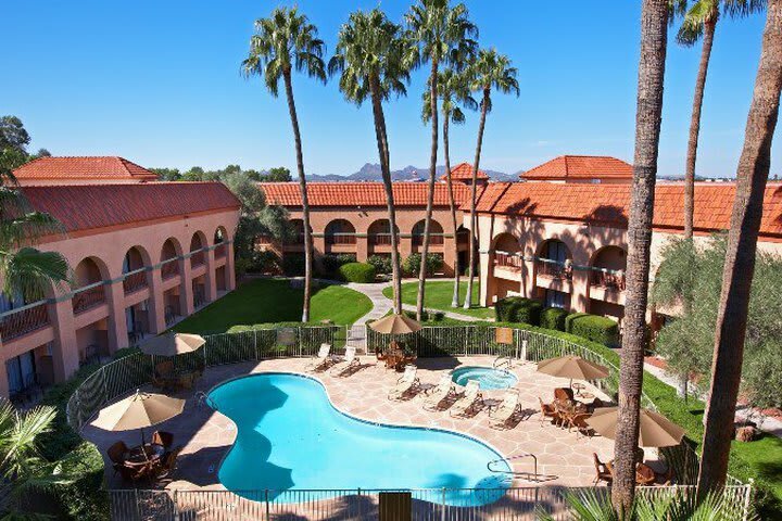 Hotel Four Points By Sheraton Tucson Airport