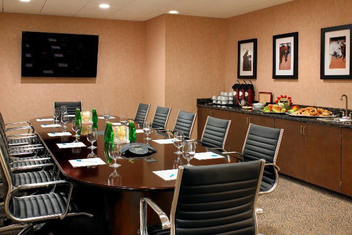 Hotel Four Points By Sheraton Tucson Airport