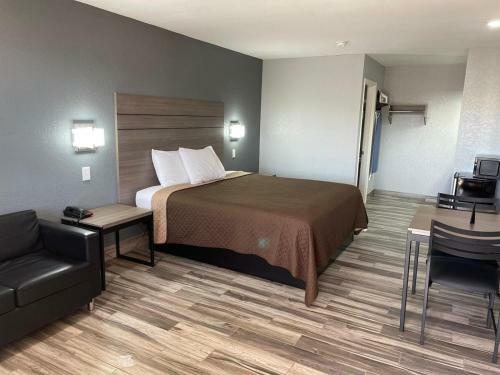 Hotel Americas Best Value Inn Buda