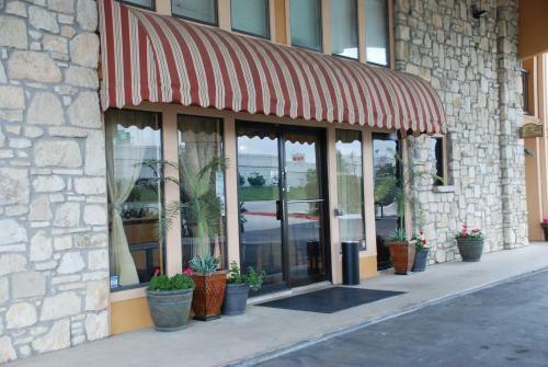 Hotel Americas Best Value Inn Buda