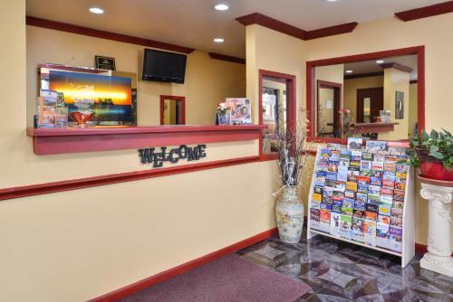 Hotel Americas Best Value Inn Buda
