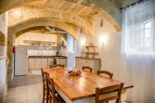 Rokon Holiday Farmhouse