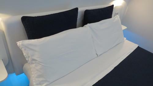 Bed & Breakfast Skyhouse Chiatamone