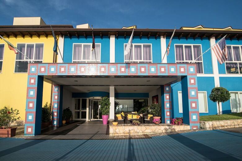 Hotel Avalon Sikani