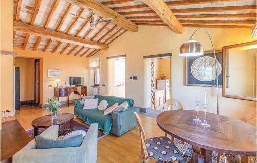 Holiday Home Podere Baschi 09