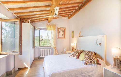 Holiday Home Podere Baschi 09
