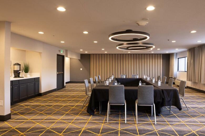 Hotel Holiday Inn Orange County Airport