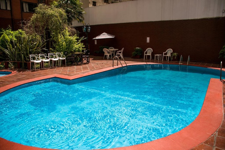 Hotel Suipacha Suites