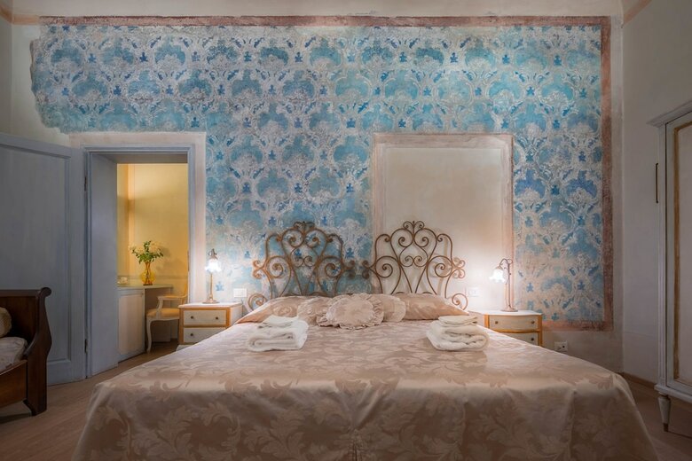 Hostal Novella House