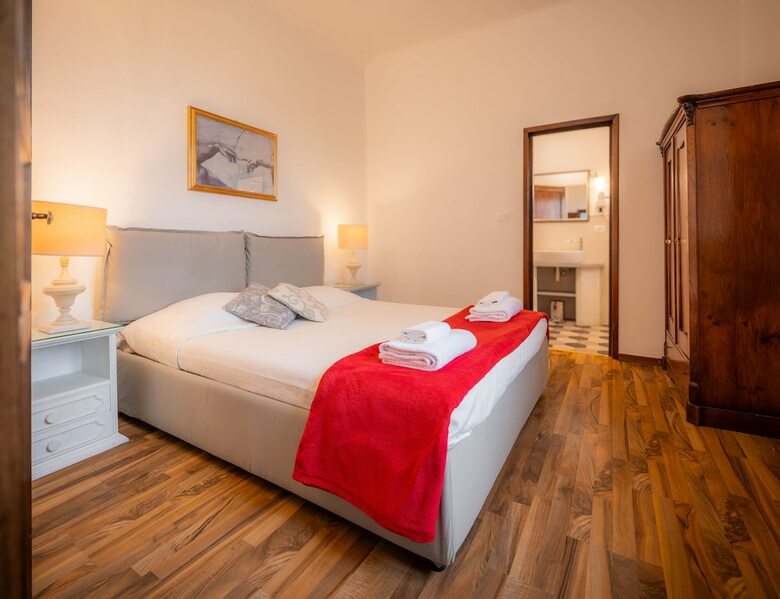 Hostal Novella House