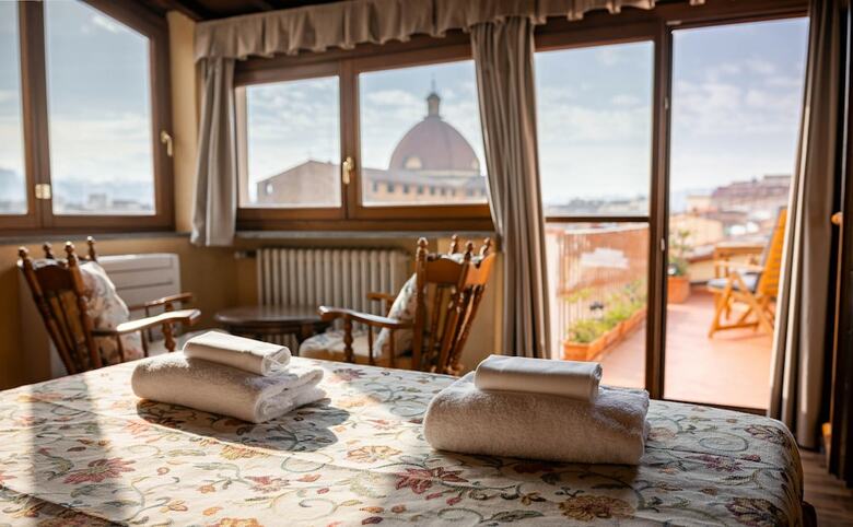 Hostal Novella House