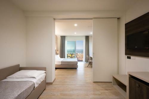 Hotel Tritone