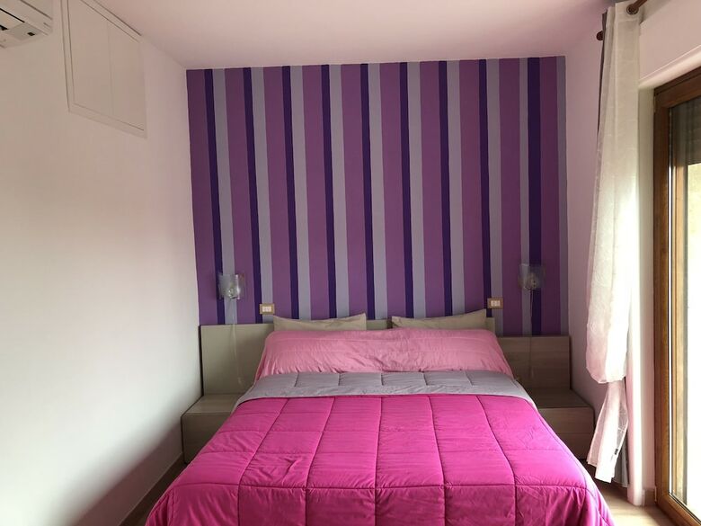Bed & Breakfast English Inn Rooms